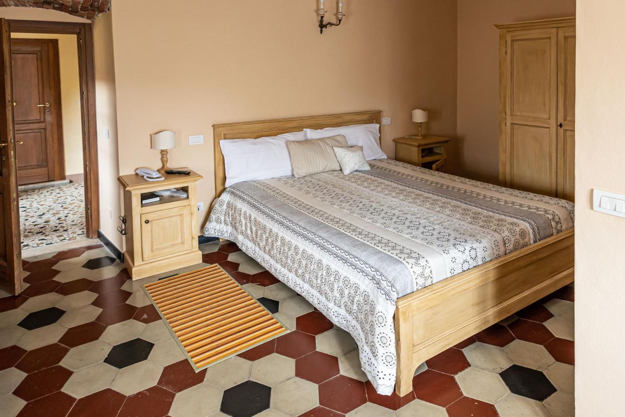 Albergo La Luna Сарцана Номер фото